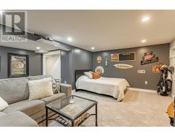 154 - 166 SOUTHDALE ROAD W - 18