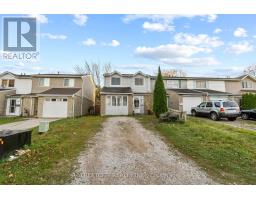 311 SOMERSET CRESCENT - 2