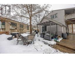 105 HAMILTON ROAD - 34