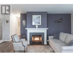 211 - 300 EVERGLADE CRESCENT - 9