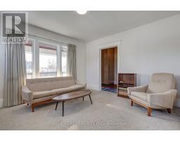 1096 MARGARET STREET - 12