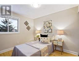 28 - 135 BELMONT DRIVE - 23