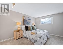 829 JALNA BOULEVARD - 16