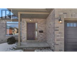 11 MEADOWVALE DRIVE - 2