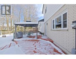 843 WESTBURY CRESCENT - 30