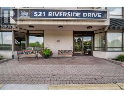 415 - 521 RIVERSIDE DRIVE - 27