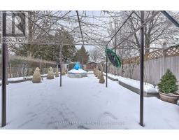 34 ROSAMOND CRESCENT - 32