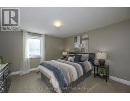 675 BENNETT CRESCENT - 37