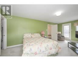 119 JENNIFER CRESCENT S - 27