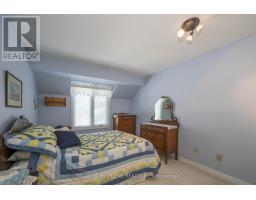 119 JENNIFER CRESCENT S - 35