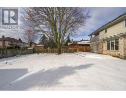 119 JENNIFER CRESCENT S - 4