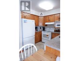 207 - 22 LINWOOD DRIVE - 8
