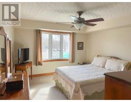 207 - 22 LINWOOD DRIVE - 9
