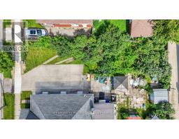 899 TRAFALGAR STREET - 4