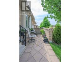 28 - 2100 DENVIEW AVENUE - 4