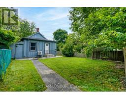 86 WILSON AVENUE - 27