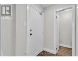 41 - 1096 JALNA BOULEVARD - 3