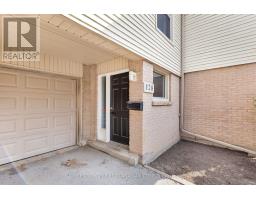 109 - 128 MCMASTER DRIVE - 4