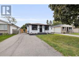 59 PATIENCE CRESCENT - 2