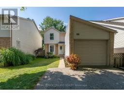 32 WINDING WOODS CRESCENT - 2