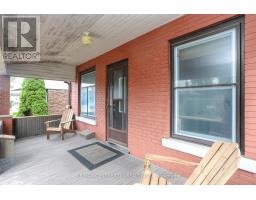 118 ERIE STREET - 4