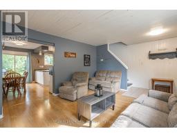 28 ROSAMOND CRESCENT - 5