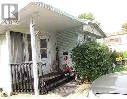 20 PINEVIEW AVENUE - 2