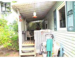 20 PINEVIEW AVENUE - 27