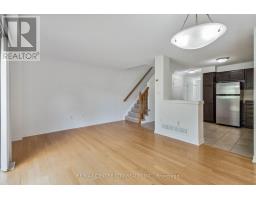 82 - 1059 WHETHERFIELD STREET - 9