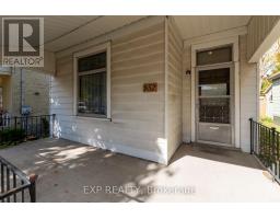 852 PRINCESS AVENUE - 2