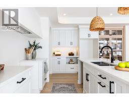 235 FOXBOROUGH PLACE - 5