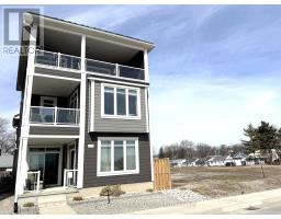 15 - 355 EDITH CAVELL BOULEVARD - 3