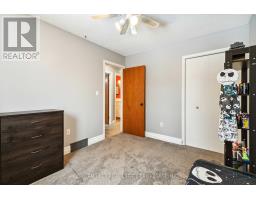 6 WEYMOUTH DRIVE - 27