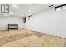 6 WEYMOUTH DRIVE - 30