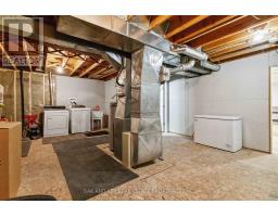 6 WEYMOUTH DRIVE - 35