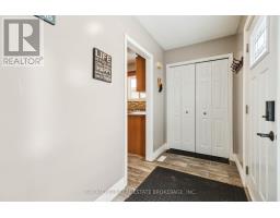 6 WEYMOUTH DRIVE - 7