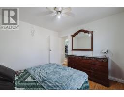 1092 BRYDGES STREET - 12