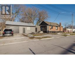 1092 BRYDGES STREET - 37