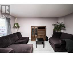 193 DEVERON CRESCENT - 3