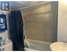 1026 YORK STREET - 9