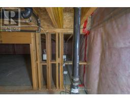387 STANLEY PK DRIVE - 42