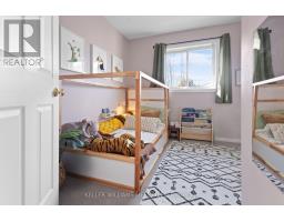 186 PARKVIEW DRIVE - 22