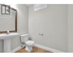 36 PHAIR CRESCENT - 35
