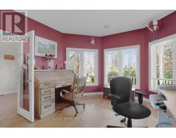 30 BIRCHCREST DRIVE - 10