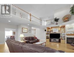 30 BIRCHCREST DRIVE - 16