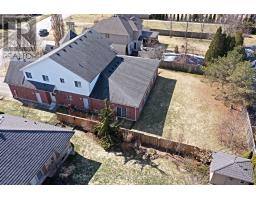 30 BIRCHCREST DRIVE - 6
