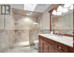 33 HILLCREST COURT - 34