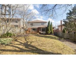 1537 HILLSIDE DRIVE - 31
