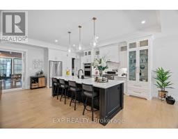8425 GOOSEMARSH LINE - 8
