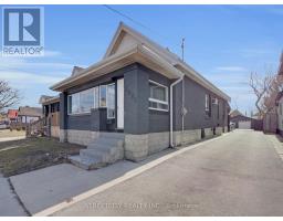 1081 FLORENCE STREET - 2